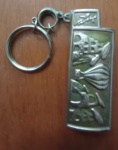COLECIONISMO - Antigo porta isqueiro de Origem Turca KAPADOKYA . Medida : 7x3 cm.
