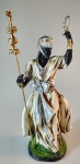 Exuberante escultura representando o orixá Oxalá em resina, medindo 27 cm de altura.