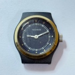 TECHNOS - Relógio quartz, não testado. Caixa: 2,9cm x 2,5cm, vertical x horizontal, sem contar a coroa. ***ATENÇÃO! ESTE RELÓGIO NÃO POSSUI GARANTIA DE FUNCIONAMENTO. Produto sendo vendido conforme ESTADO, testado, ou não, diz respeito apenas ao momento da catalogação. Recomenda-se revisão.*** Se necessário, solicitar mais fotos, vídeos ou perguntas para análise via e-mail reidaantiguidade@gmail.com, Obrigado pela visita!