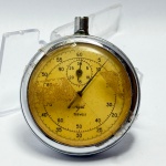 AGAT - Relógio de bolso a corda, não funciona. Caixa: D 5,2cm, sem contar a coroa. ***ATENÇÃO! ESTE RELÓGIO NÃO POSSUI GARANTIA DE FUNCIONAMENTO. Produto sendo vendido conforme ESTADO, testado, ou não, diz respeito apenas ao momento da catalogação. Recomenda-se revisão.*** Se necessário, solicitar mais fotos, vídeos ou perguntas para análise via e-mail reidaantiguidade@gmail.com, Obrigado pela visita!