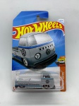 Miniatura Hot Wheels Volkswagen T2 Pickup, escala 1:64. Item no estado conforme fotos. Carrinho de Coleção.