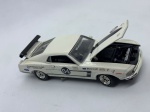 Miniatura Motor Cafrat 1969 Ford Mustang, abra capô e porta-malas,preto, escala 1:38. Item no estado conforme fotos. Carrinho de Coleção.