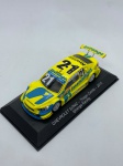 Miniatura Stock Car Chevrolet Sonic - Thiago Camilo 2015, sem retrovisores, escala 1:43. Item no estado conforme fotos. Carrinho de Coleção.