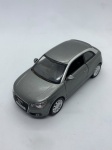 Miniatura 2010 Audi A1, escala 1:32. Item no estado conforme fotos. Carrinho de Coleção.