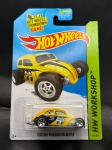 Miniatura Hot Wheels Volkswagen Beetle Fusca Mooneyes escala 1/64, , lacrado. Carrinho de coleção diecast, item no estado conforme fotos.