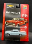 Miniatura 1959 Impala, escala 1/64, pneus de borracha, lacrado. Carrinho de coleção, item no estado conforme fotos.
