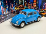 Miniatura Volkswagen 1500 Fusca, Escala 1/43. Pneus de borracha, carrinho de coleção metal diecast, Item no estado conforme fotos, item com marcas do tempo. Cenário não acompanha.