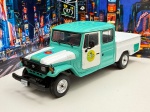 Miniatura Toyota Bandeirante Policia Ambiental, Escala 1/43, Veiculos de Serviço. Pneus de borracha, carrinho de coleção metal diecast, Item no estado conforme fotos, item com marcas do tempo. Cenário não acompanha.