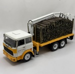 Miniatura Caminhão Fiat 190H Madeiras do Brasil, Escala 1/43. Pneus de borracha, carrinho de coleção metal diecast, Item no estado conforme fotos, item com marcas do tempo.
