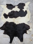 Tapete Couro de Boi. Med. 200 x 160 cm.