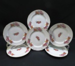SANGO TOKI- Seis (06) pratos rasos em porcelana japonesa branca , decorado com florais, borda com frisos dourado. Marcado Sango Toki Co.Ltda Nagoya Japan. Med. 23,5 cm.