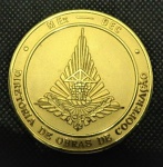 Numismática - Medalha dourada Ministério do Exército - Diretoria de obras de cooperação. Diam. 60mm