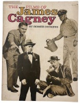 JAMES CAGNEY - THE FILMS OF - Obra de referência dedicada à filmografia completa de James Cagney, escrita por Homer Dickens. Edição de 1972, publicada pela Citadel Press. Exemplar ilustrado com fotos de filmes, críticas e comentários da época. Capa e miolo em bom estado geral, com leve desgaste natural do tempo. Item ideal para colecionadores de cinema clássico e admiradores de Cagney. No estado. Mede 28 x 21 cm.