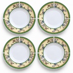 Jogo com 4 pratos rasos para pão em porcelana chinesa, com delicada decoração floral em tons de verde, azul e vermelho. Cada prato mede 15,5 cm de diâmetro.