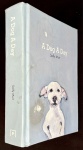livro - A Dog A Day (365 charming illustrated pet portraits for every day of the year) - Sally Muir - Pavilion Books - 2017 - 1º ed. - idioma inglês - 240p. - capa dura e parte interna em excelente estado de conservação - (19x14)cm.