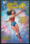 livro - Wonder Woman 77 - Vol 1 - Various - DC Comics - 2016 -  idioma inglês - 164p. - brochura com marca de pequena dobra no canto inferior direito da capa frontal - parte interna em excelente estado de conservação - (26x17)cm.