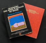 livro - Dicionário das Artes Plásticas no Brasil - Roberto Pontual - Civilização Brasileira - 1969 - 559p. - exemplar numerado 4207 - capa dura com sobrecapa com marcas do tempo - miolo amarelado com  com as bordas inferiores das folhas irregulares - (29x22)cm.