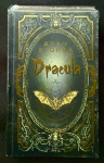 livro - Dracula - Bram Stoker - Deluxe Hardbound Edition - Publisher Atlantis - 2025 - idioma inglês - 440 p. -  capa dura - livro novo - lacrado - (22,5x14,5)cm.