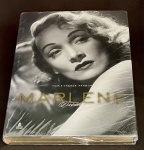 livro - Marlene Dietricht - Marie-Therese Arnbom -  Place Victoires - 2010 - idioma francês -  301p. -  capa dura com sobrecapa - livro novo - lacrado - (32,5x24,5)cm.