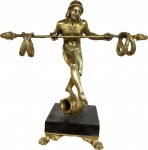 Émile Catier - Escultura Francesa em bronze polido Representando Jovem, peça assinada, base em mármore e pés de garras. Med. total 26 X 28 cm.