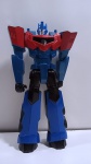 Boneco Optimus Prime da linha Transformers: Robots in Disguise  Titan Hero Hasbro falta o adesivo no peito