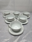 Real - Jogo de 6 xícaras de chá em porcelana branca com friso prata. Medindo 9,5cm x 5,5cm de altura.
