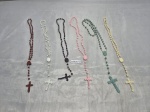 SACRO - Lote de 6 terços em plástico.