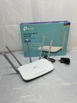 Roteador wi-fi TP-Link, modelo Archer C60, AC1350. Na caixa original.