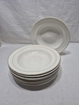 Jogo de 8 pratos fundos de massa, sopa em cerâmica Conrado. Medindo 24cm de diâmetro.