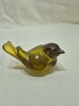 Escultura de passarinho em resina ao gosto Silon Palatinik. Medidas: 6cm de altura.