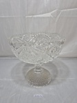 (26BI00782)  - Centro de mesa, fruteira em demicristal, moldado. Medindo 22cm x 21cm de altura.