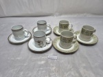 STEATITA, RENNER MEDAILLON - Lote de 6 xicaras de café em porcelana. Medindo 5cm x 5,5cm de altura.