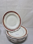 RENNER - Jogo de 6 pratos fundos de massa, sopa em porcelana, vinho com ouro. Medindo 23cm de diâmetro. Friso com desgaste.