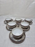ORIENTAL - Jogo de 6 xicaras de chá em porcelana casca de ovo, dragão em relevo. Medindo 9cm x 5cm de altura.