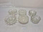 VINTAGE - Lote de 6 castiçais em vidro, moldado. Medindo o maior 11cm x 4cm de altura.