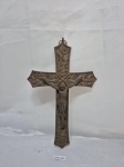 SACRO - Lindo crucifixo com cristo em Bronze, trabalhado. Medindo 27,5cm x 17cm .