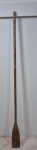 Grande remo decorativo em madeira. Medindo 14cm x 220cm de comprimento.