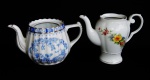 Lote com 2 (dois) belos bules de chá em antiga porcelana Real e Barão de Rio Branco, ambas sem tampas.