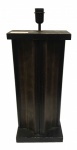 LIBERAL MARINI- bela base para abajur de madeira patinada de preto e dourado, medindo 50 cm de alt.