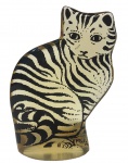 ABRAHAM PALATNIK- maravilhosa escultura de resina de poliéster policromada representando gato , medindo 9,5 cm alt  x 7 cm larg.  Assinada.