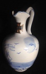 LABBE FRANCOIS - Bela jarra para coleção, de cerâmica francesa. Med. 20cm de altura.