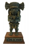 DIOS DEL MAIZ- escultura de resina medindo 25 cm alt.