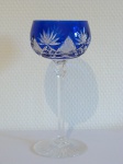 Cálice em cristal, Bacarat, azul lapidado à mão, 18cm, 7,5cm de bocal