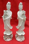 Par de Guainin Blanc de Chine porcelana - 40 cm de alt, 12 de larg e 10 de comp.