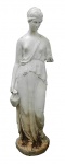 Escultura em cimento, representando figura feminina segurando vaso, altura 160cm, largura 50cm e 40cm de comprimento.