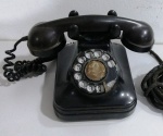 Telefone de baquelite  em baquelite preto - Não testado - No estado.