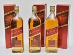 BEBIDA - Johnnie Walker, Red Label - Scotch Whisky - 3 garrafas de 1 Litro. Lacradas, acondicionadas em caixas originais. Total: 3 Litros.