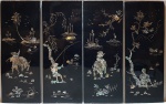 Conjunto com 4 excepcionais placas chinesas para parede em madeira laqueada e minuciosas aplicações de madrepérolas formando cenas campestres. Em perfeito estado. Med. 40 x 15 cm cada.