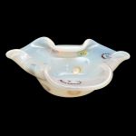 Bowl em vidro artísco moldado de Murano opalinado com inclusão de murrinas. Meds: 6,5 cm x 22,0 cm
