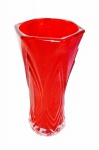 Grande floreira em espesso vidro prensado em double color com predominância do vermelho. Medida 29 cm de altura. Peça sem uso e na caixa original.
